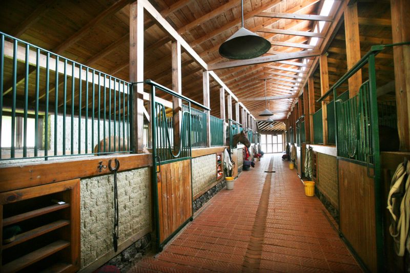 Livestock Barn Construction in Kansas City, KS