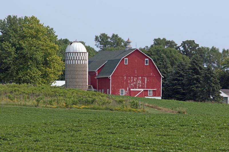 Storage Barn Construction in Kansas City, KS